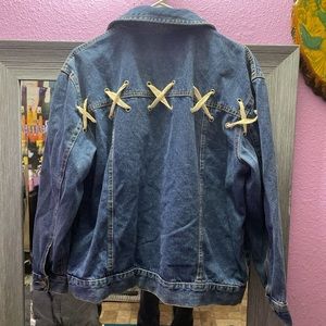 Roebuck & Co. women’s denim jean jacket with beige X laces in back